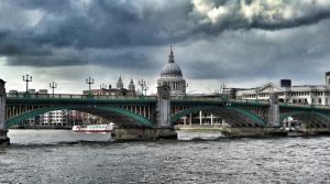 Southwark Bridge - Image courtesy of 15RichmondPark